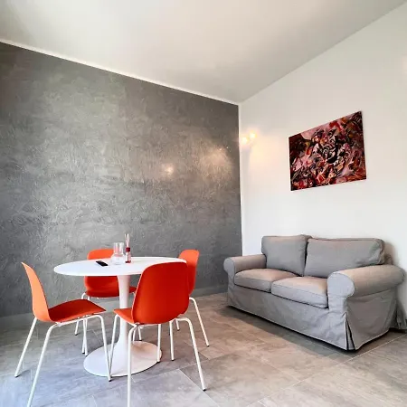 Ubertini House Apartment *