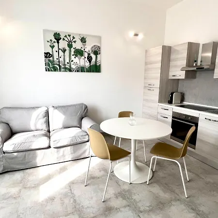 Ubertini House Apartment *