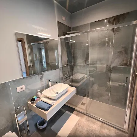 Ubertini House Apartment *